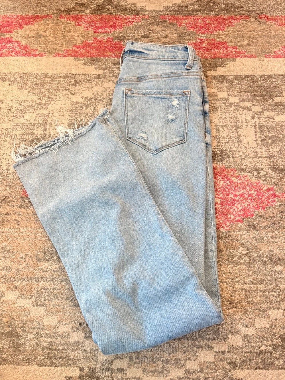Vervet (Lovervet) Light Wash With Subtle Distressing